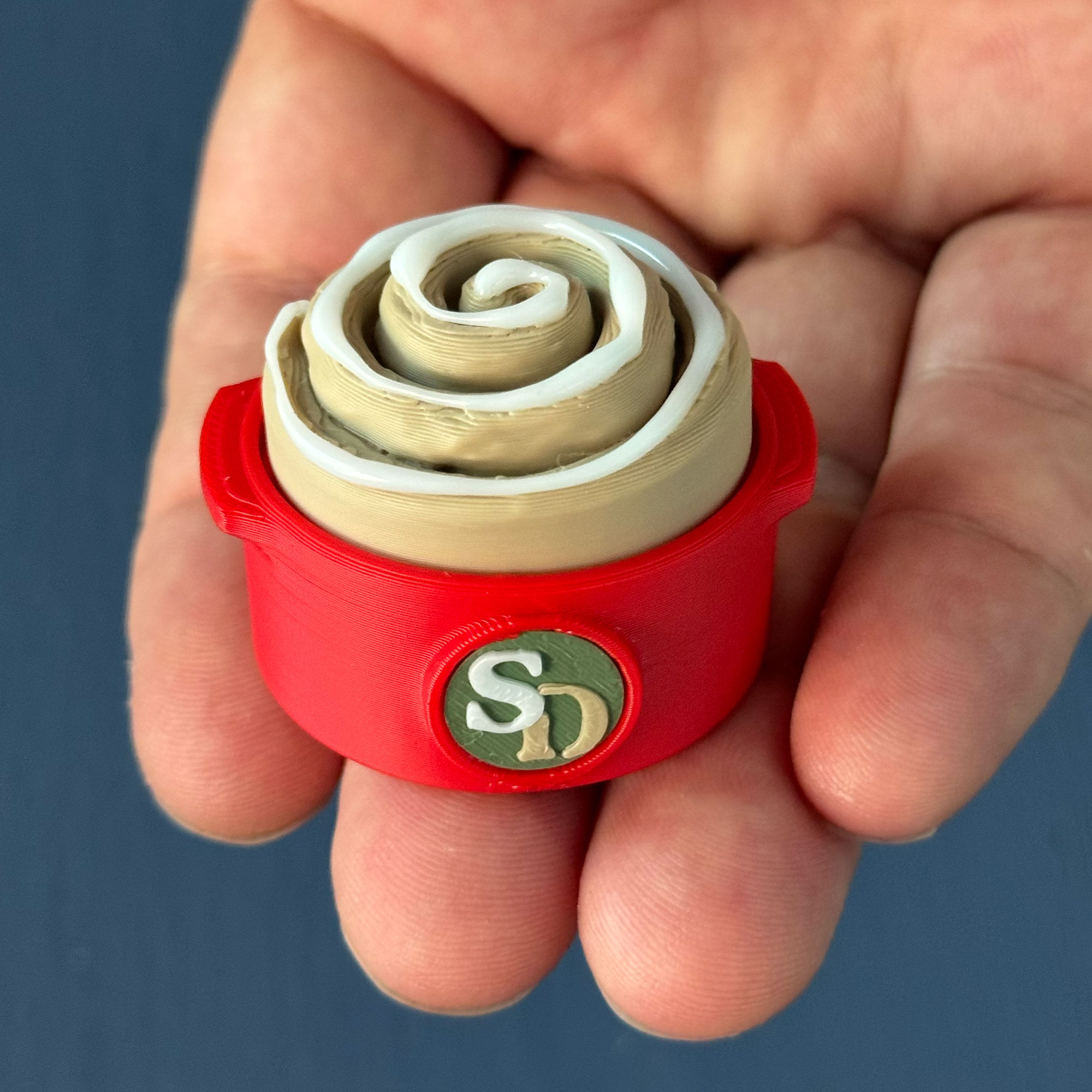 Fidget Cinnamon Roll